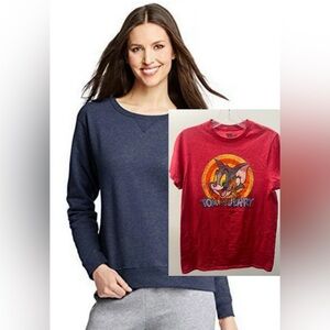 Tom and Jerry Red Graphic T-Shirt and Hanes Sweatshirt. Oversized Smalls